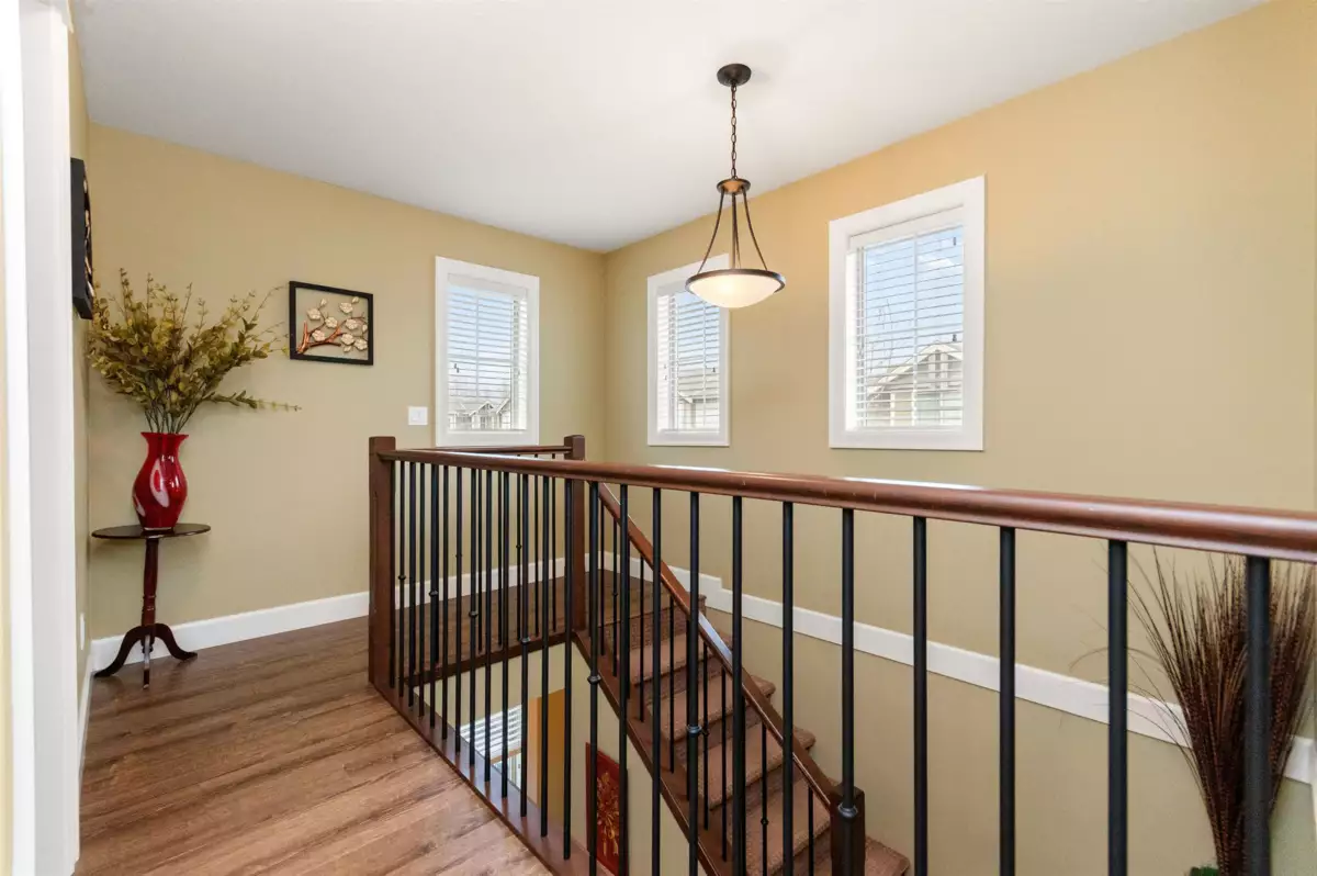 Laundry Room Photo of 8 45025 Wolfe Road, Chilliwack, BC