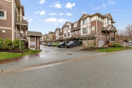 8 45025 Wolfe Road, Chilliwack, BC, Chilliwack — Townhouse for sale
