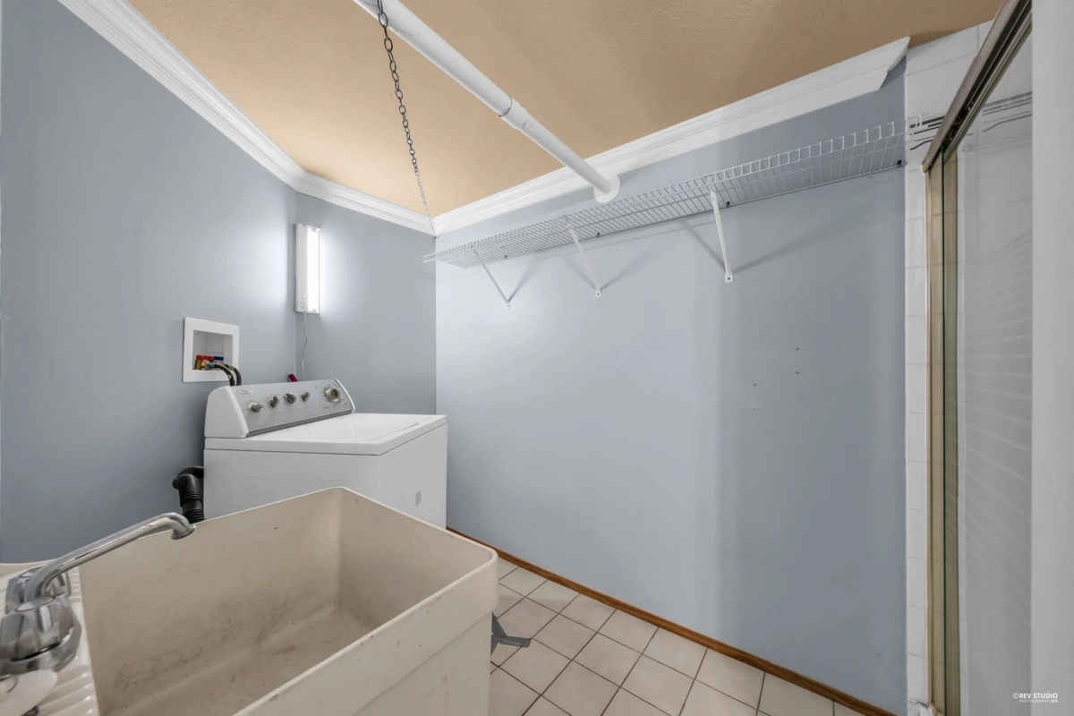 Hot Tub / Spa Photo of 5110 Mckee Street, Burnaby, BC