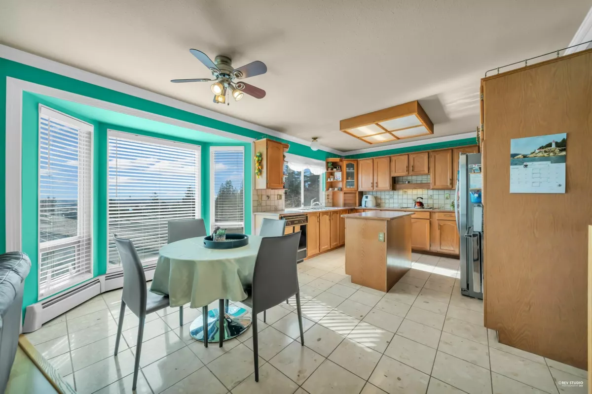 Walk-In Closet Photo of 5110 Mckee Street, Burnaby, BC