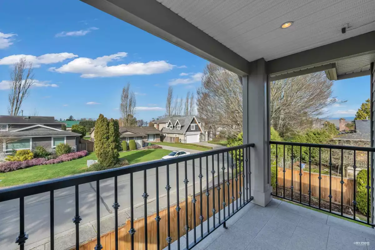 Garage Interior Photo of 3317 Bentinck Place, Richmond, BC