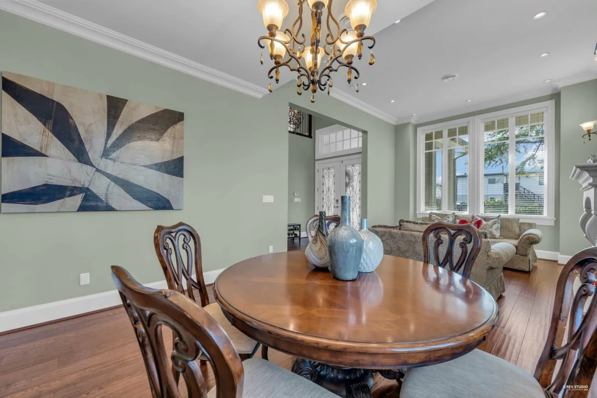 Kitchen Island Photo of 3317 Bentinck Place, Richmond, BC