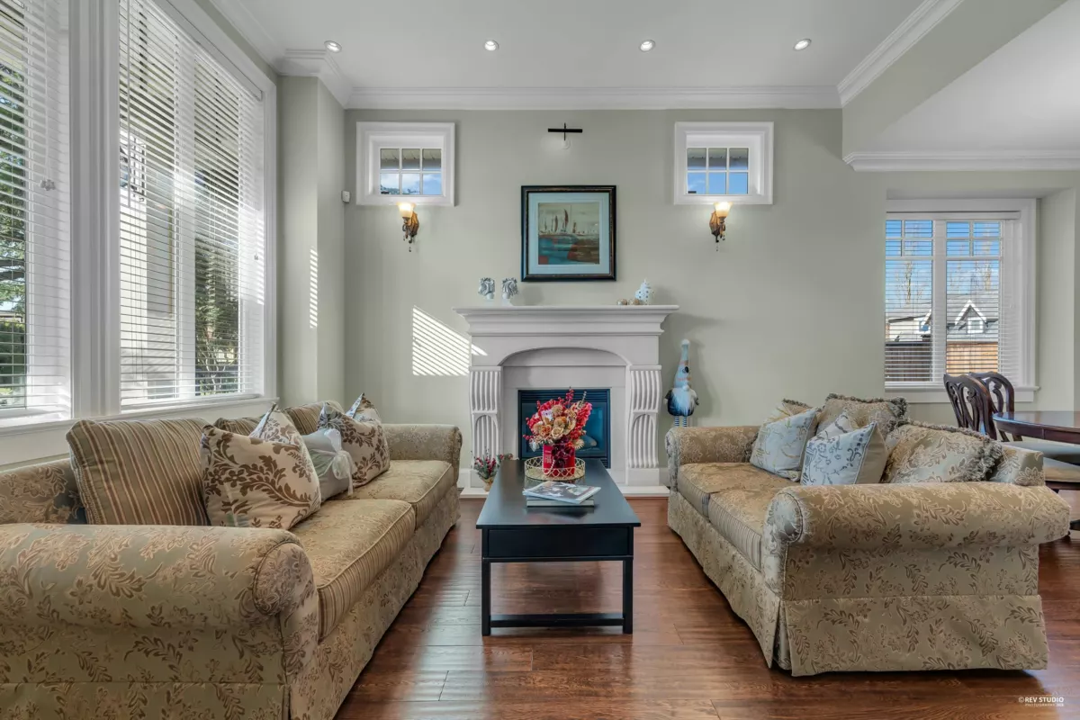 Living Room Photo of 3317 Bentinck Place, Richmond, BC