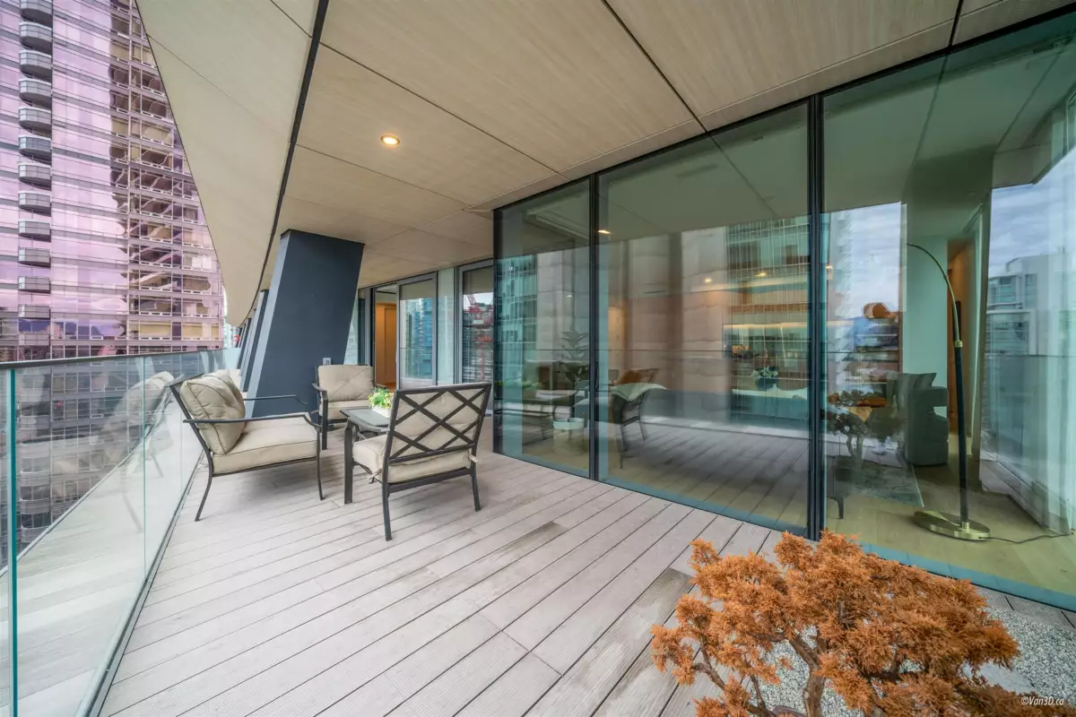 Primary Bathroom Photo of 1302 1568 Alberni Street, Vancouver, BC