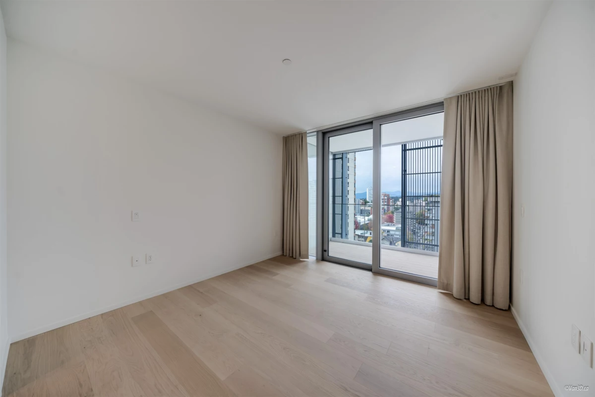 Walk-In Closet Photo of 1302 1568 Alberni Street, Vancouver, BC