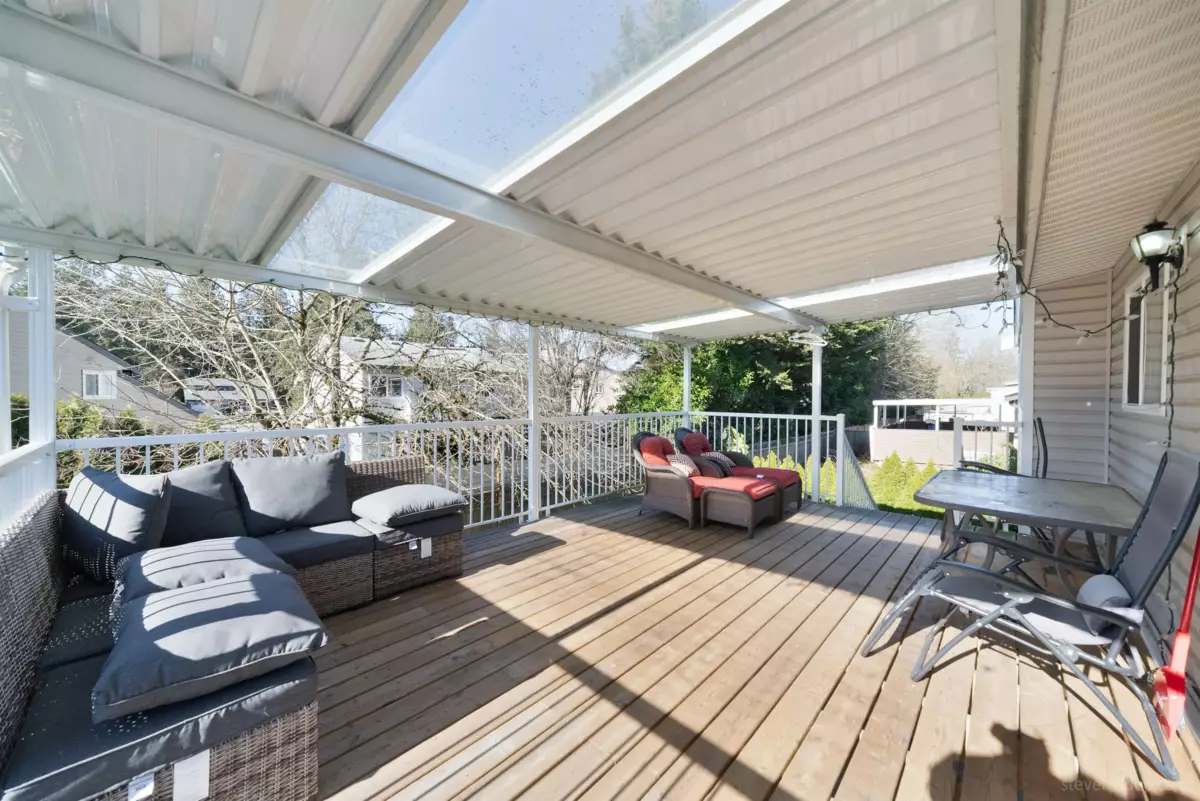 Kitchen Photo of 5003 205 Street, Langley, BC