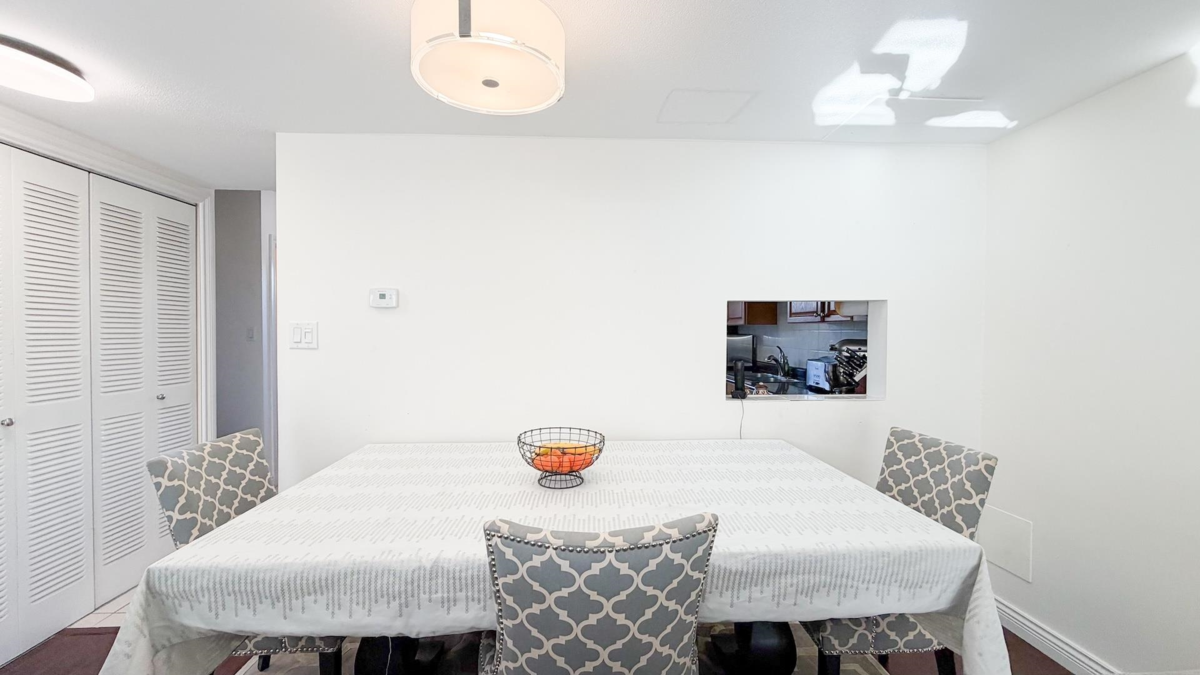 Breakfast Nook Photo of 117 9700 Glenacres Drive, Richmond, BC