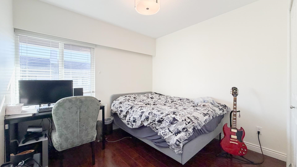 Staircase Photo of 117 9700 Glenacres Drive, Richmond, BC