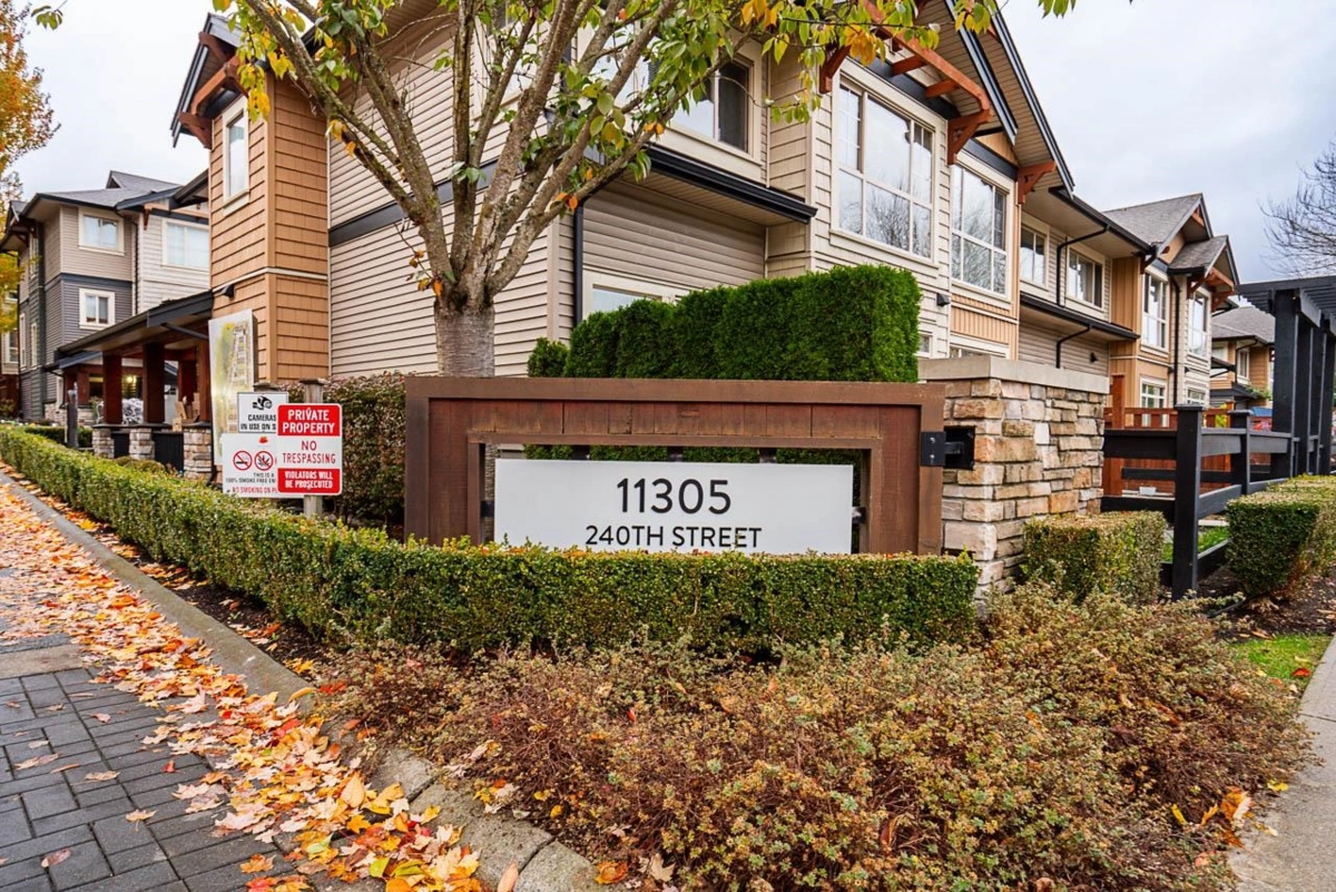 Backyard Photo of 74 11305 240 Street, Maple Ridge, BC