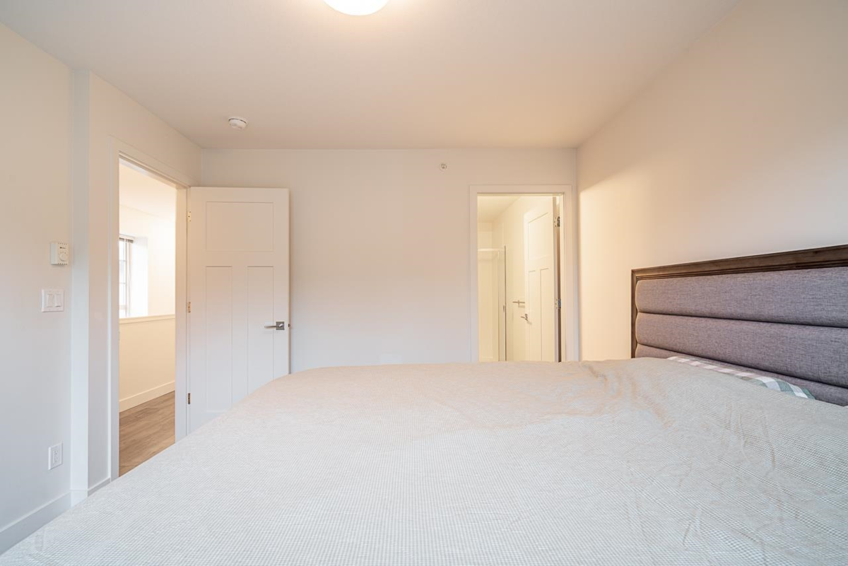 Powder Room Photo of 74 11305 240 Street, Maple Ridge, BC