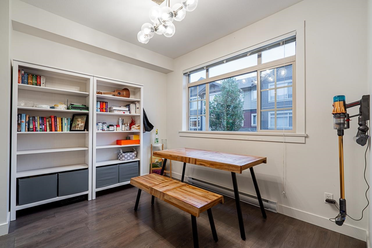 Walk-In Closet Photo of 74 11305 240 Street, Maple Ridge, BC