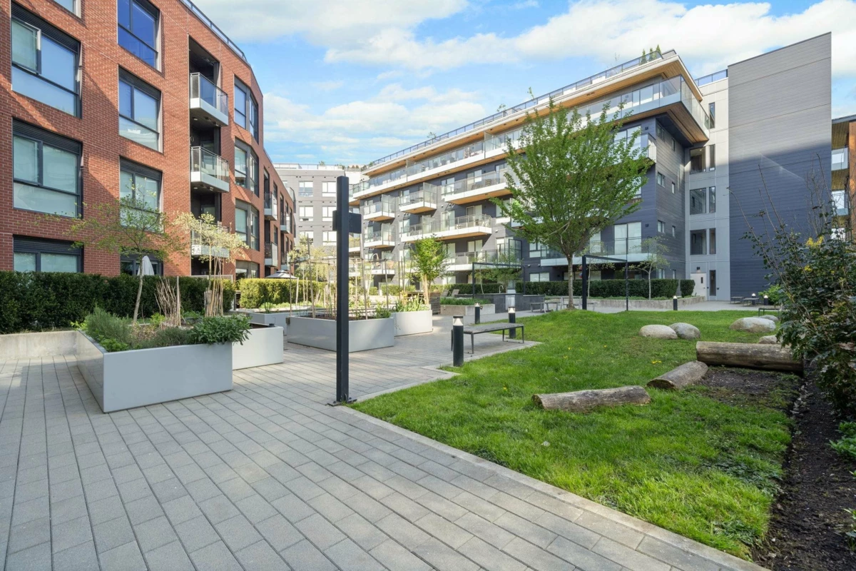 Hot Tub / Spa Photo of 1405 3581 E Kent Avenue North, Vancouver, BC