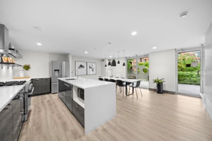 Entry Foyer Photo of 1405 3581 E Kent Avenue North, Vancouver, BC
