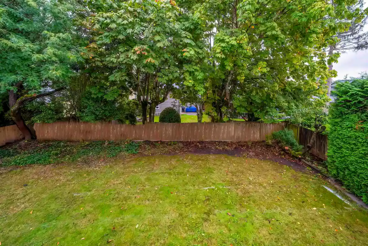 Breakfast Nook Photo of 11700 Kingfisher Drive, Richmond, BC