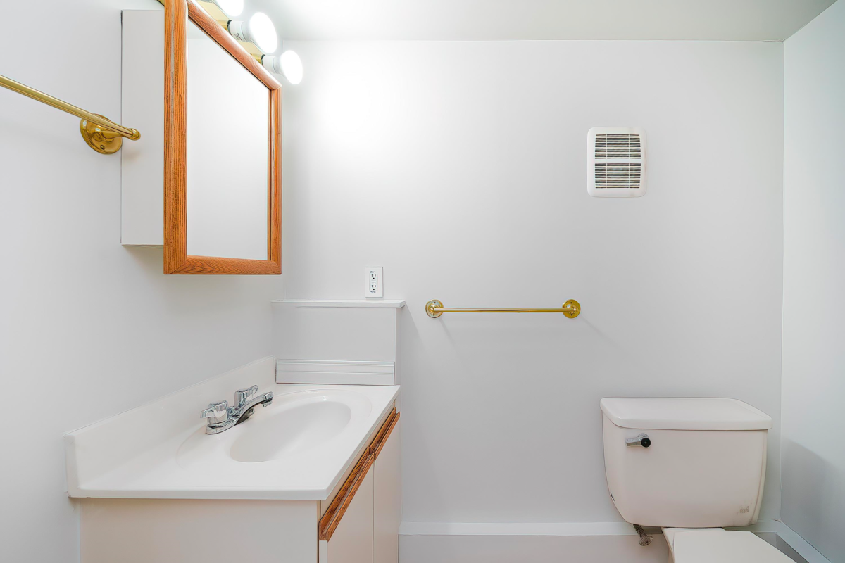 Community Amenities Photo (Clubhouse) of 11700 Kingfisher Drive, Richmond, BC