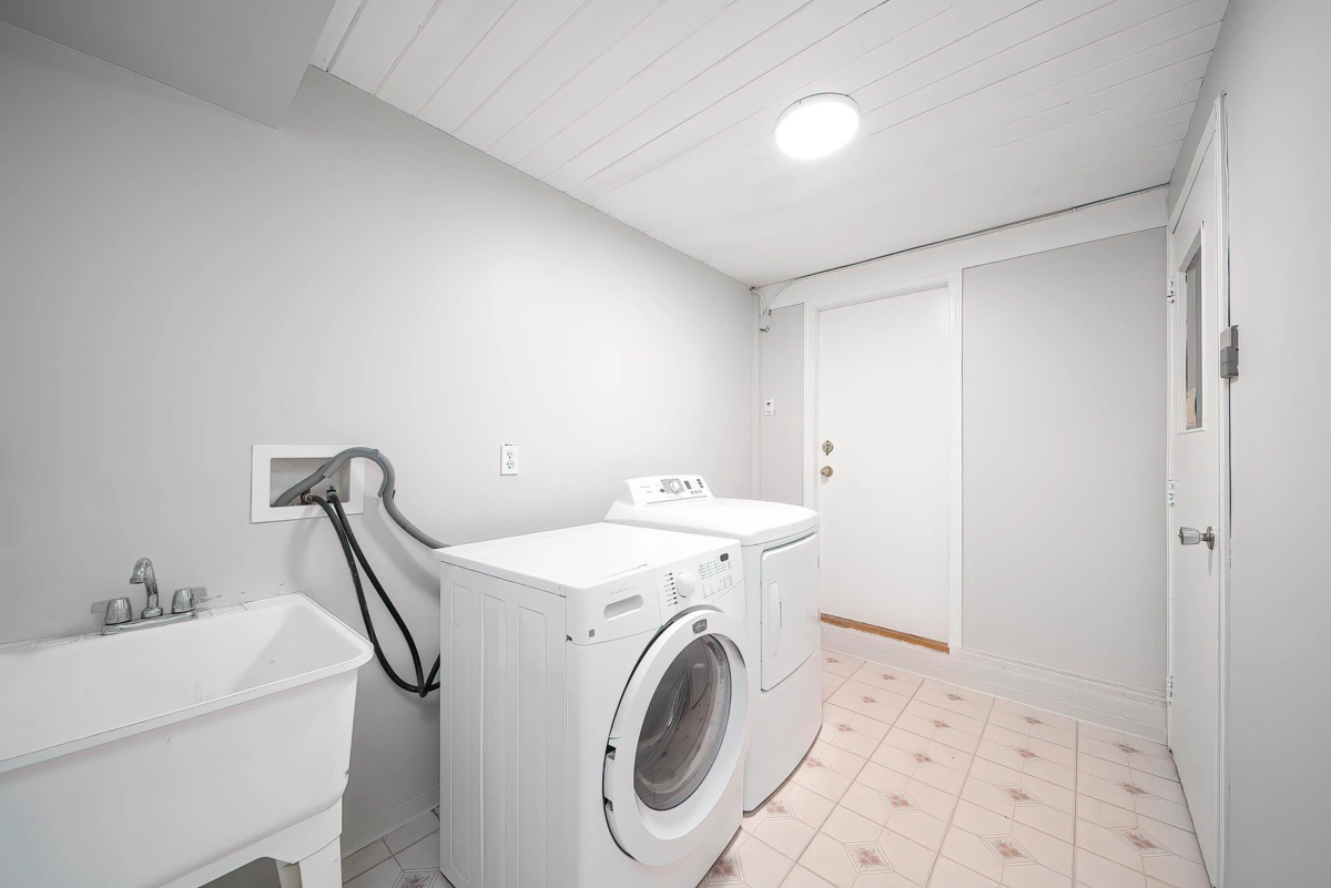 Fitness Center Photo Near 11700 Kingfisher Drive, Richmond, BC