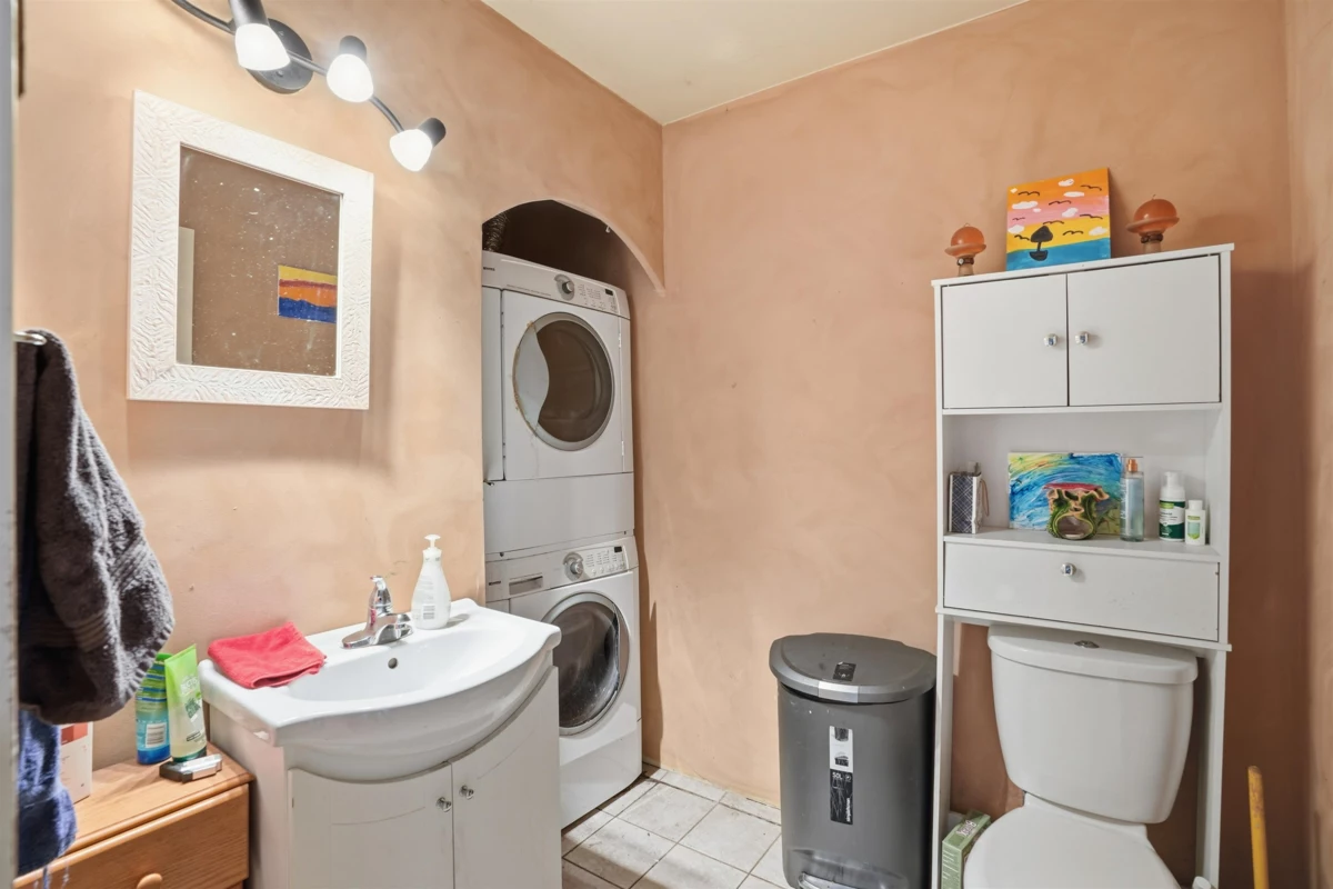 Primary Bathroom Photo of B 403 Alder Street, North Vancouver, BC