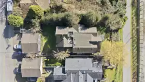 B 403 Alder Street, North Vancouver, BC