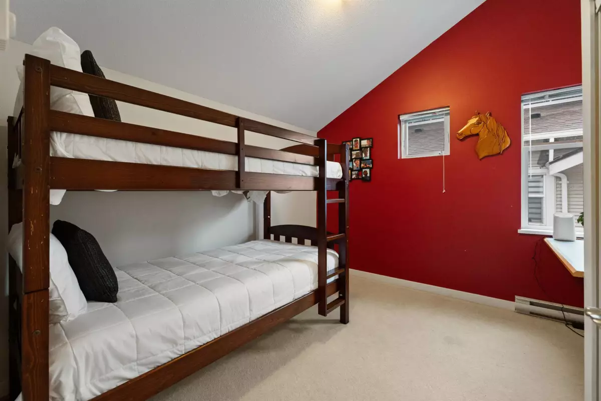 Entry Foyer Photo of 61 7179 201 Street, Langley, BC