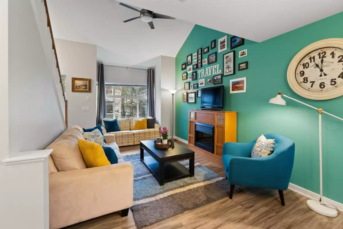 Primary Bathroom Photo of 61 7179 201 Street, Langley, BC