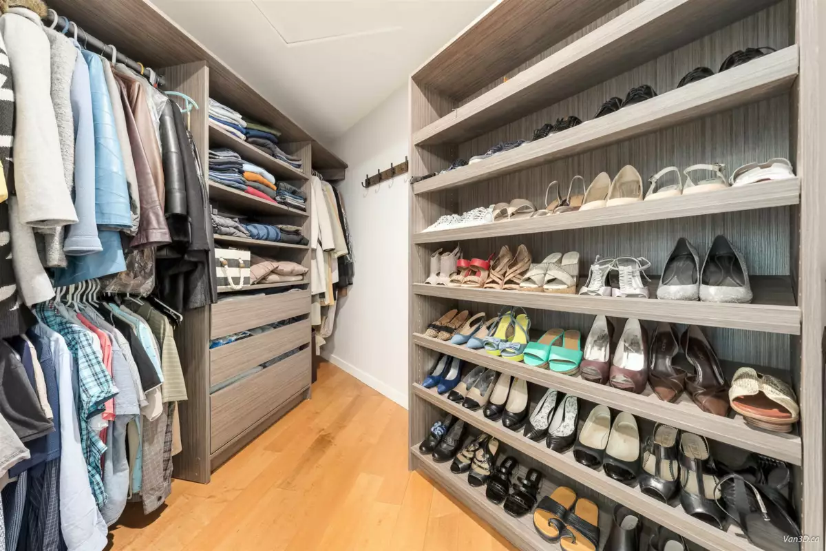 Bedroom 2 Photo of 949 Hartford Place, North Vancouver, BC