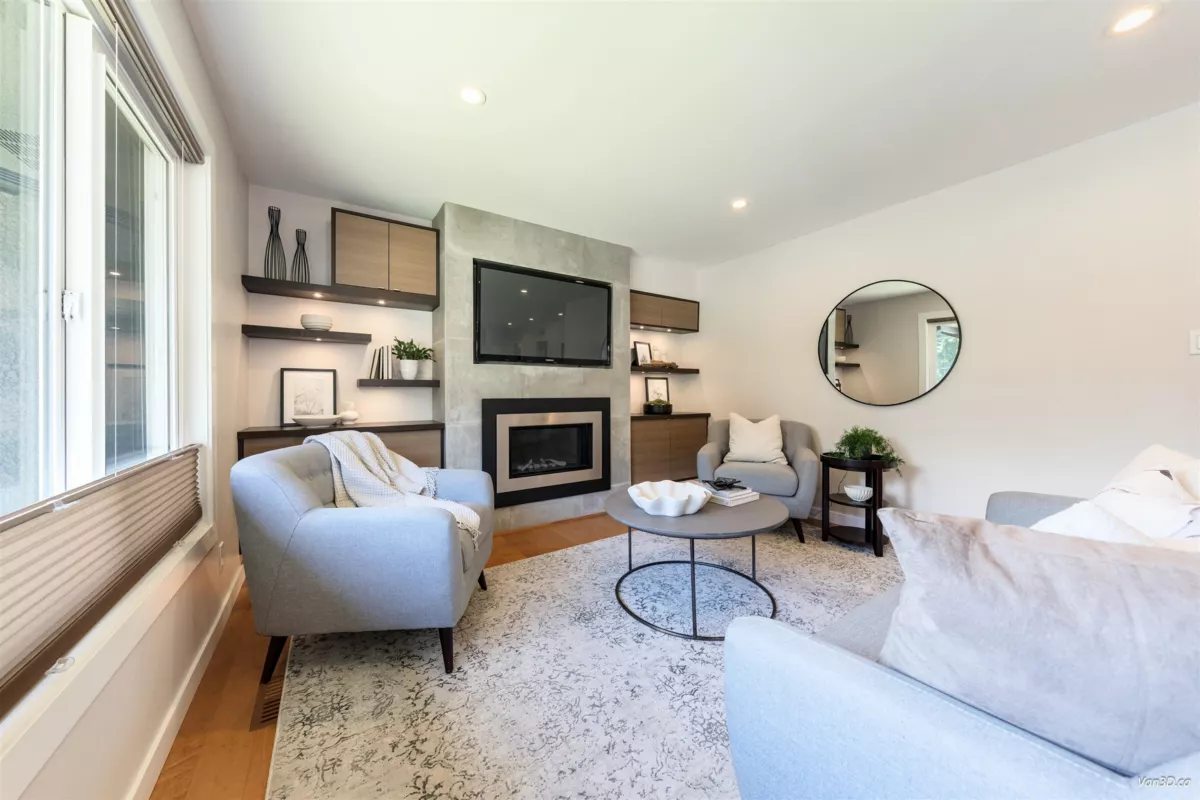 Family Room Photo of 949 Hartford Place, North Vancouver, BC