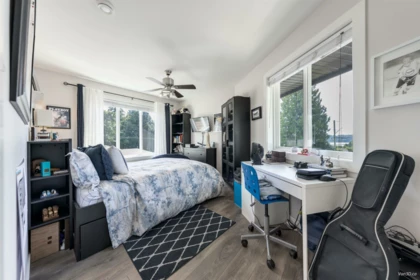 Hot Tub / Spa Photo of 949 Hartford Place, North Vancouver, BC
