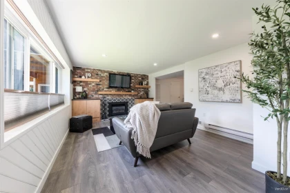 Loft / Bonus Room Photo of 949 Hartford Place, North Vancouver, BC