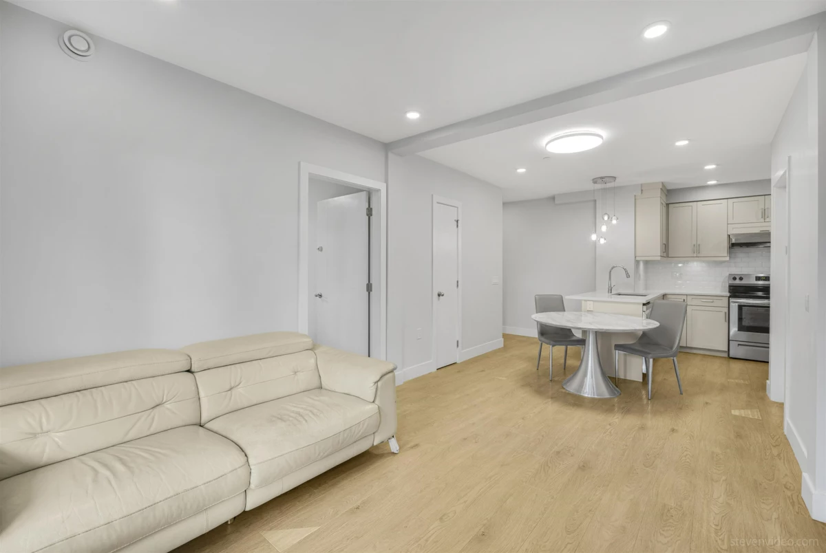 Breakfast Nook Photo of 13 2717 Horley Street, Vancouver, BC