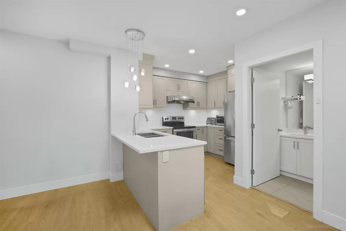 Kitchen Island Photo of 13 2717 Horley Street, Vancouver, BC