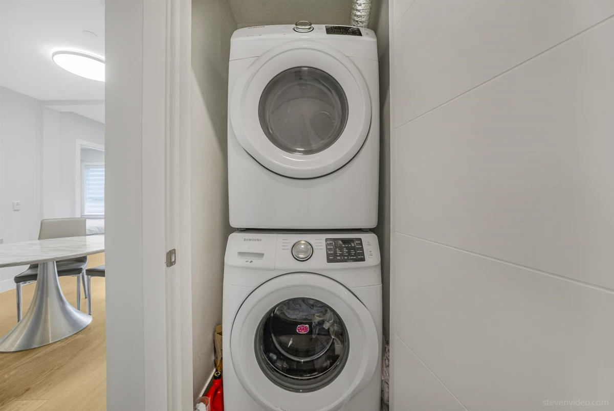 Powder Room Photo of 13 2717 Horley Street, Vancouver, BC