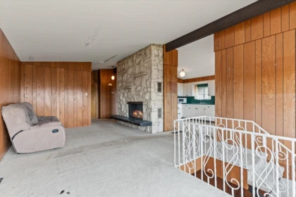 Primary Bedroom Photo of 14667 W Beach Avenue, White Rock, BC