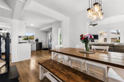 Breakfast Nook Photo of 4990 Boundary Road, Yarrow, BC