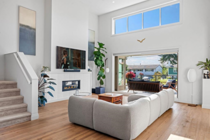 15541 Oxenham Avenue, White Rock, BC, White Rock — Half Duplex for sale