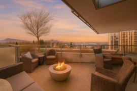 706 1500 Fern Street, North Vancouver, BC