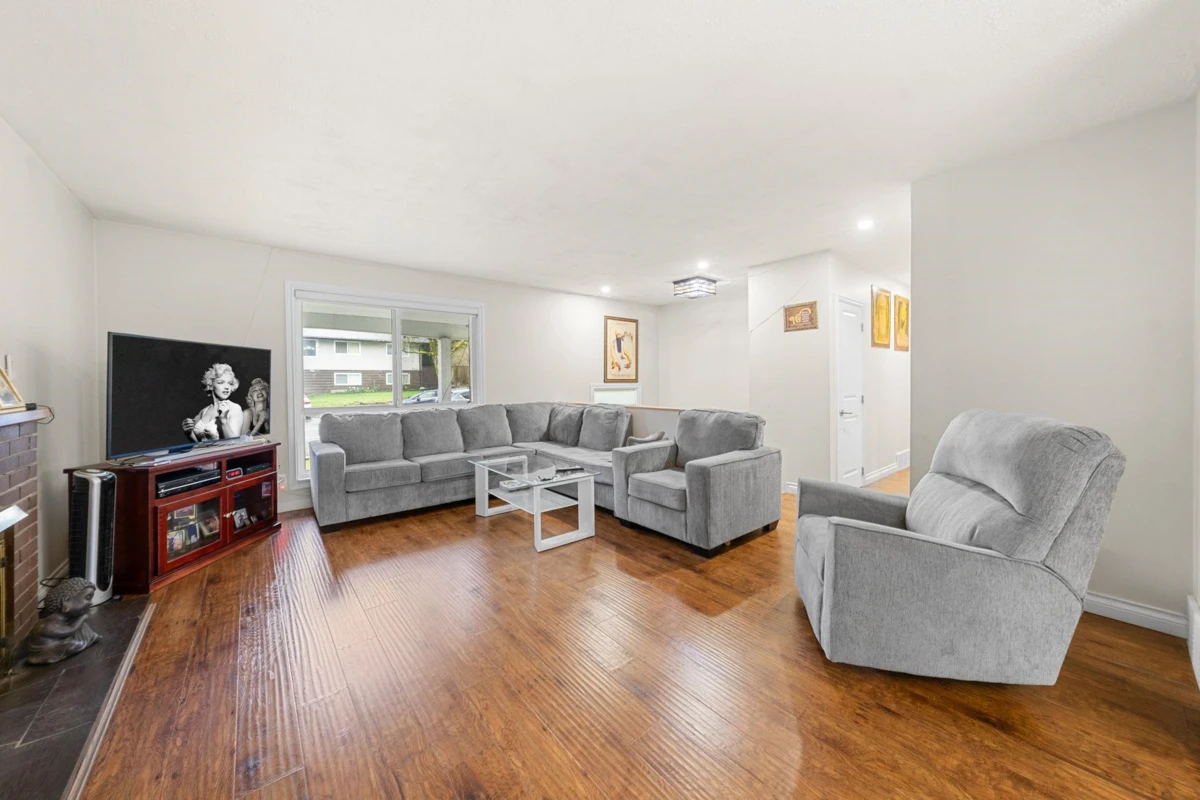 Family Room Photo of 8689 110a Street, Delta, BC