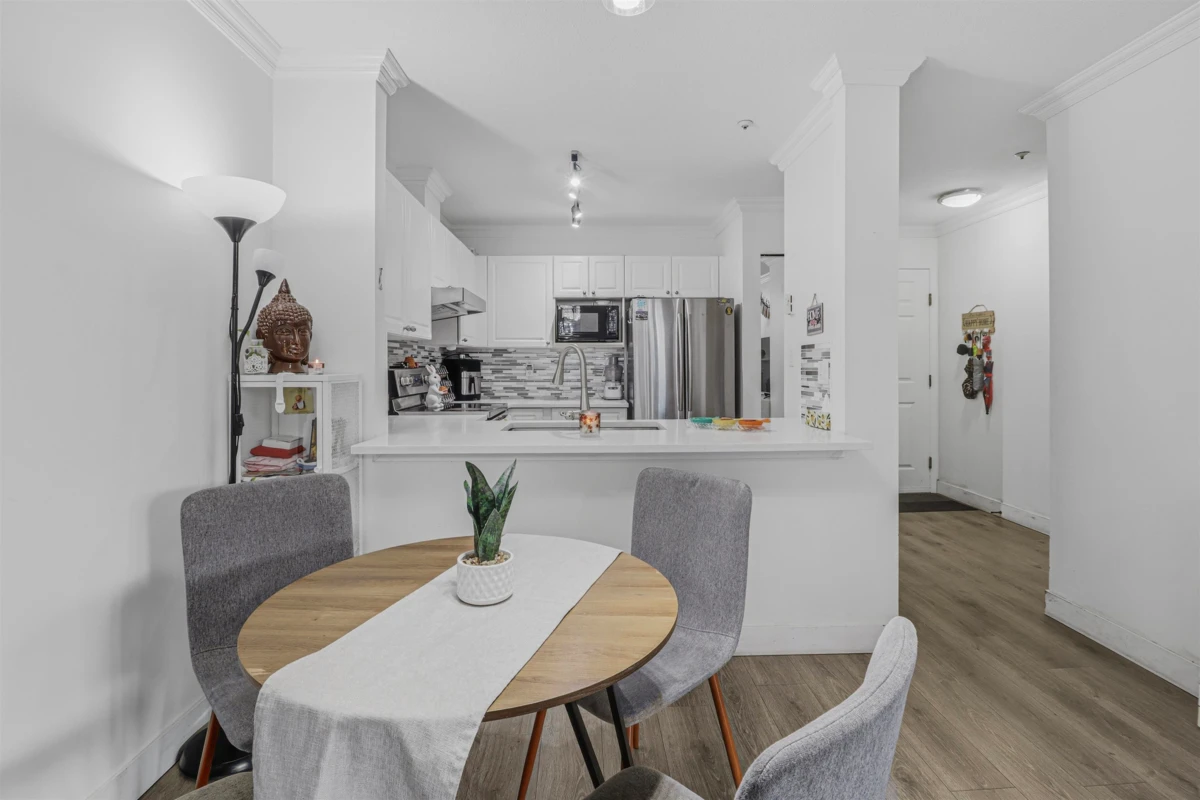 Living Room Photo of 411 13733 74 Avenue, Surrey, BC