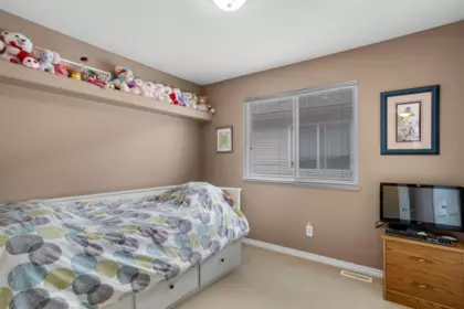 Bedroom 4 Photo of 23635 Dewdney Trunk Road, Maple Ridge, BC