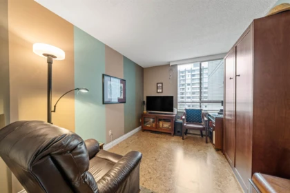 Office / Den Photo of 502 710 Seventh Avenue, New Westminster, BC