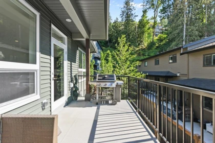 Swimming Pool Photo of 8 43680 Chilliwack Mountain Road, Chilliwack, BC