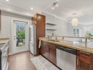 Kitchen Photo of 201 2664 Kingsway Avenue, Port Coquitlam, BC