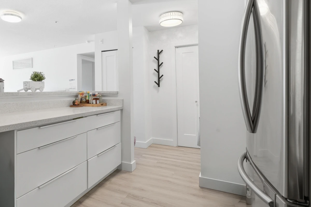 Dining Area Photo of 131 33173 Old Yale Road, Abbotsford, BC