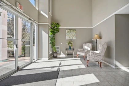 Hallway Photo of 131 33173 Old Yale Road, Abbotsford, BC