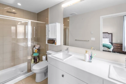 Laundry Room Photo of 15 1938 North Parallel Road, Abbotsford, BC