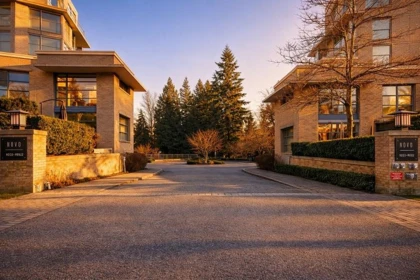 903 9262 University Crescent, Burnaby, BC, Burnaby — Apartment/Condo for sale