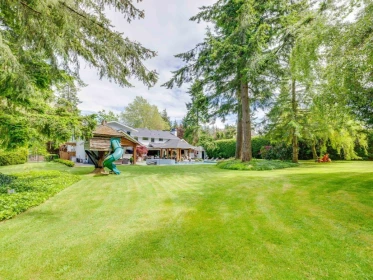Hot Tub / Spa Photo of 2669 171 Street, Surrey, BC