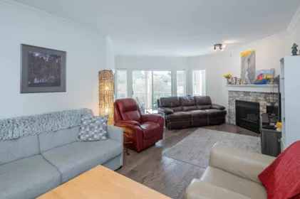 Breakfast Nook Photo of 204 1255 Best Street, White Rock, BC