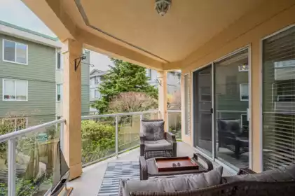 Powder Room Photo of 204 1255 Best Street, White Rock, BC