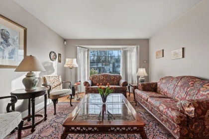Breakfast Nook Photo of 19620 Somerset Drive, Pitt Meadows, BC