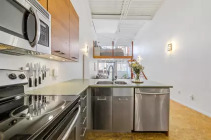 C6 238 E 10th Avenue, Vancouver, BC, Vancouver — Other for sale